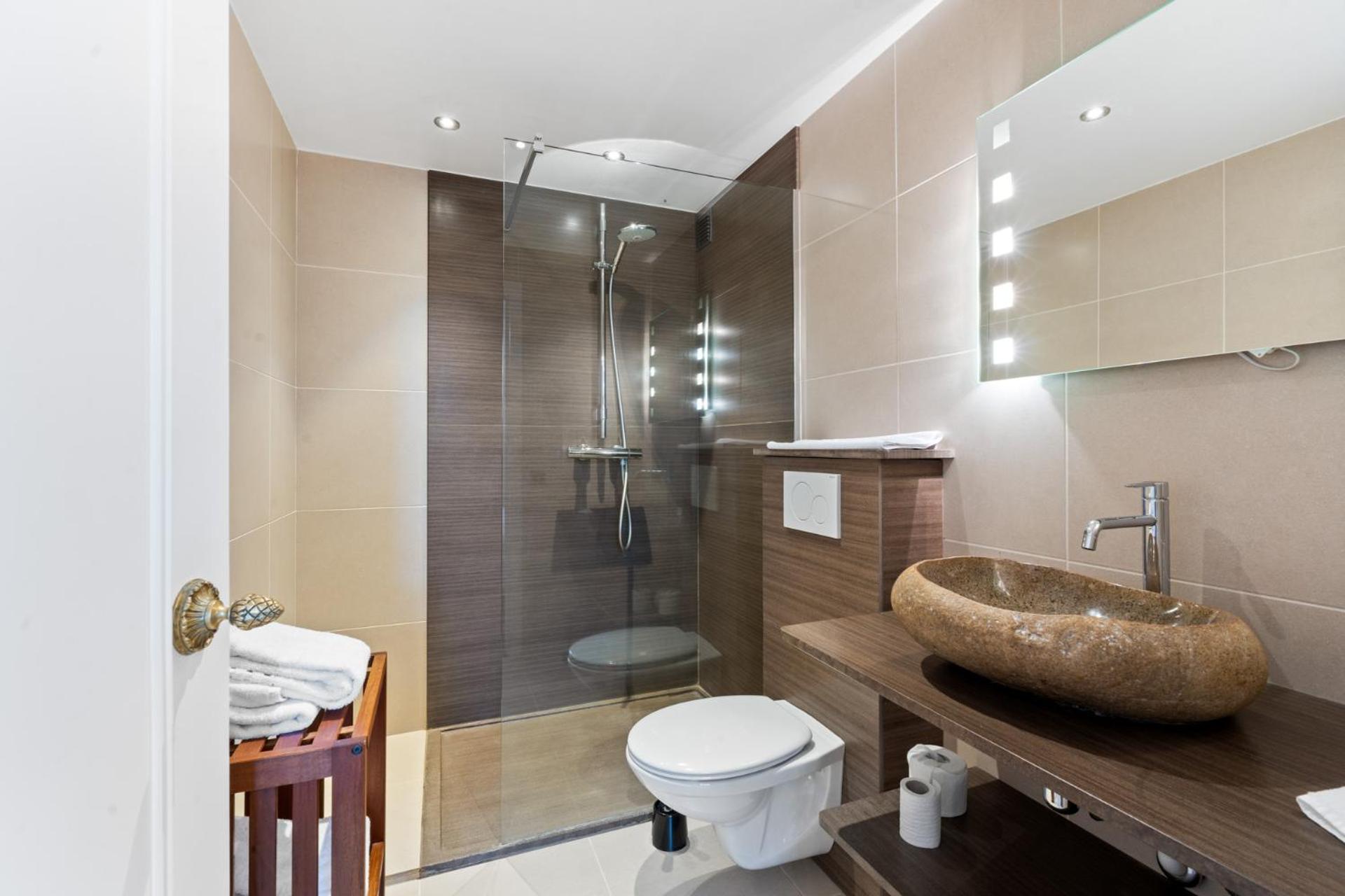 Hotel Torenhof Синт-Мартен Латем Екстериор снимка